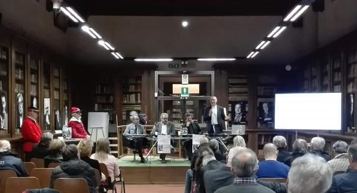 Numeroso pubblico nella Sala della Biblioteca fiorentina delle Oblate all’iniziativa su Garibaldi